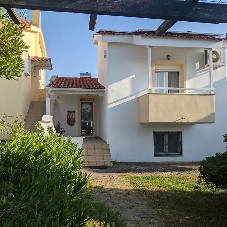 Electra's Private Beach Villa
